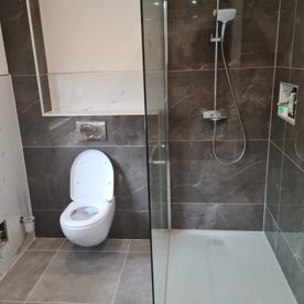 WC und Dusche nachher